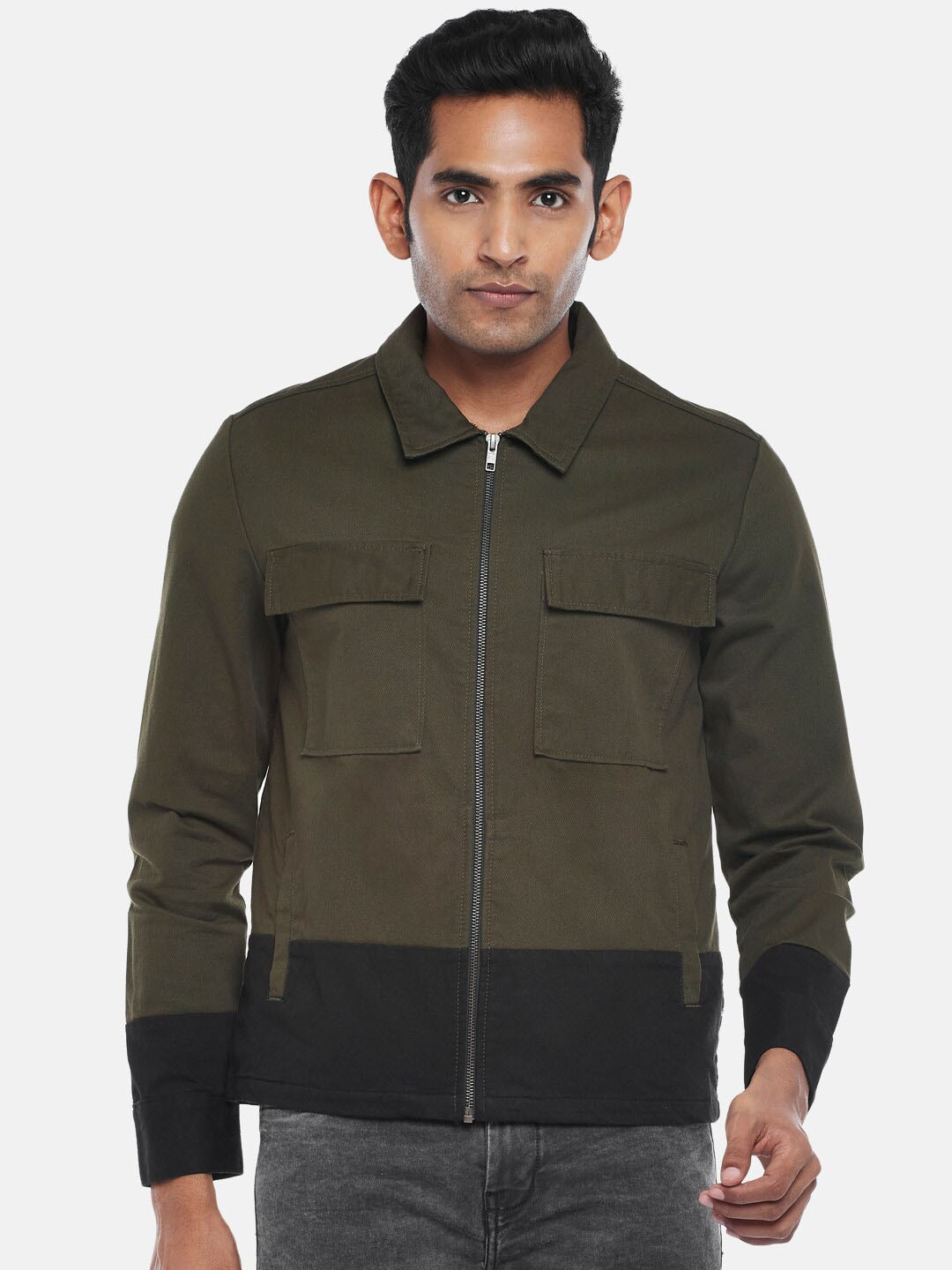 

People Men Olive Green liver Colourblocked Denim Jacket