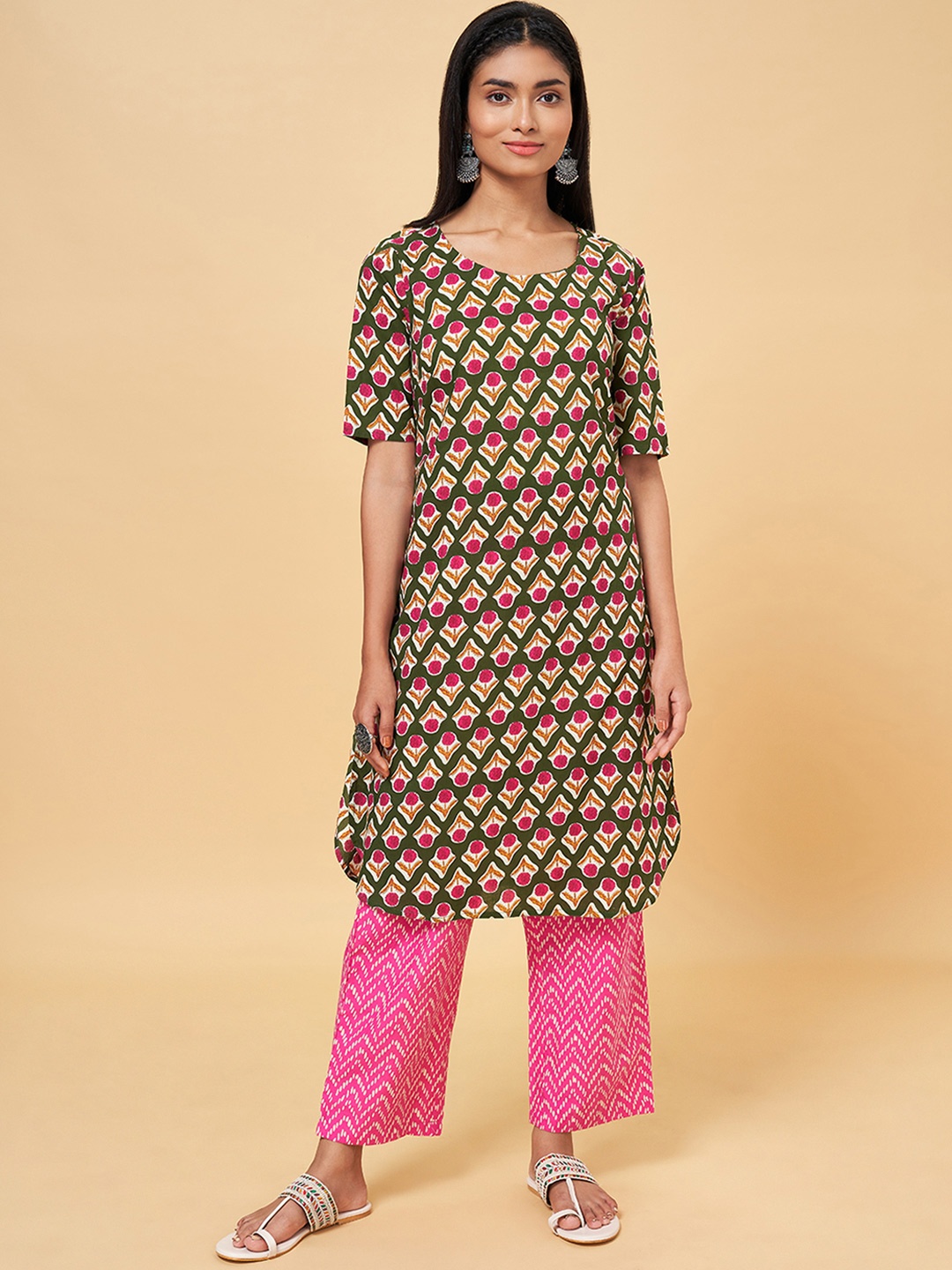 

RANGMANCH BY PANTALOONS Women Sea Green Printed Pure Cotton Kurti with Trousers