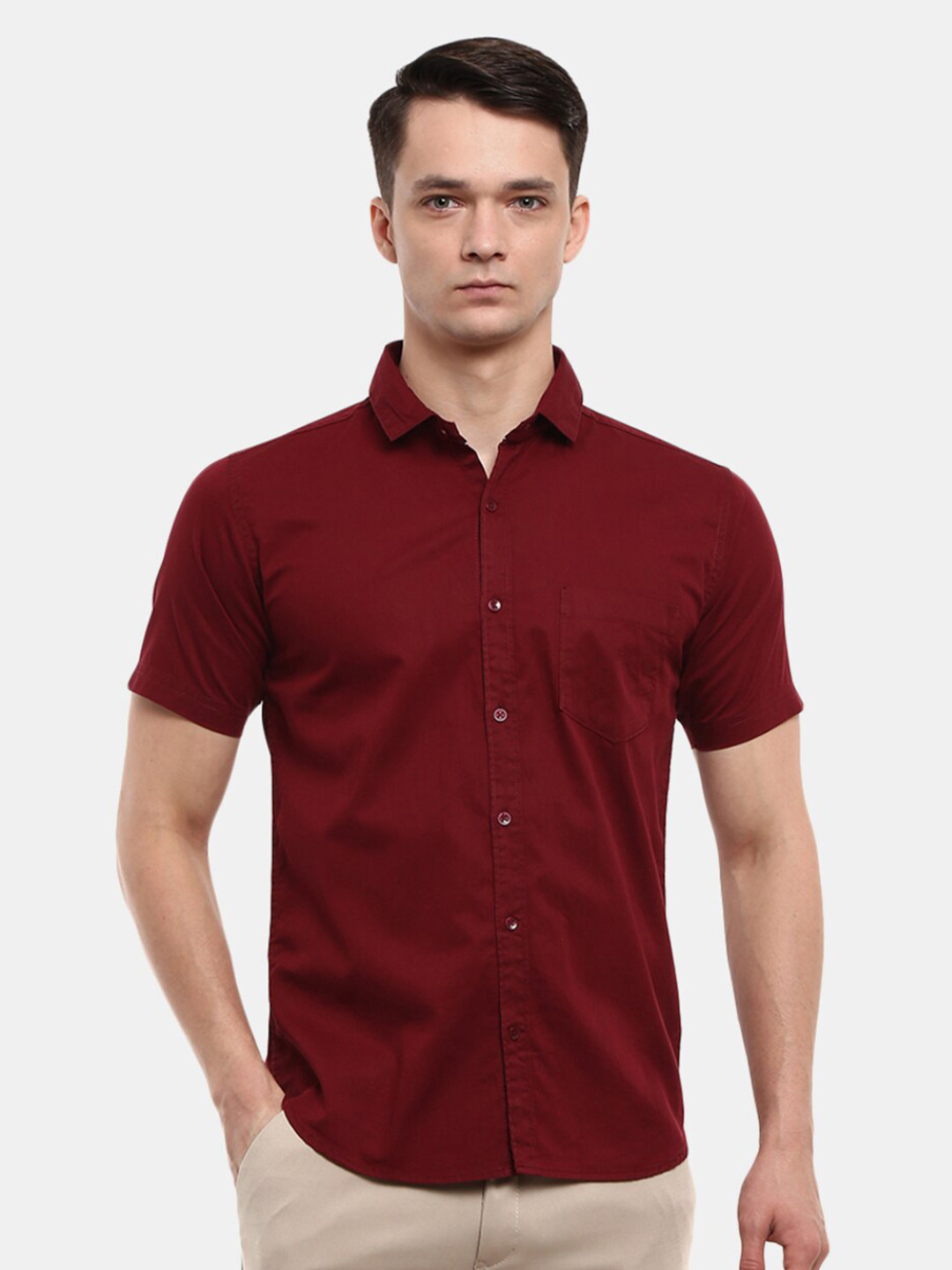 

V-Mart Men Maroon Slim Fit Casual Shirt
