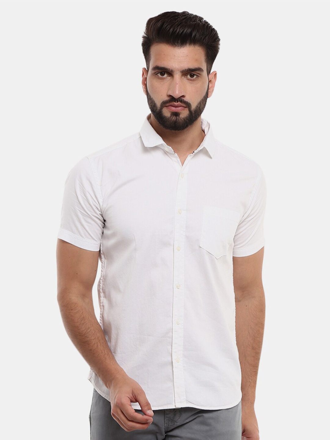 

V-Mart Men White Slim Fit Casual Shirt