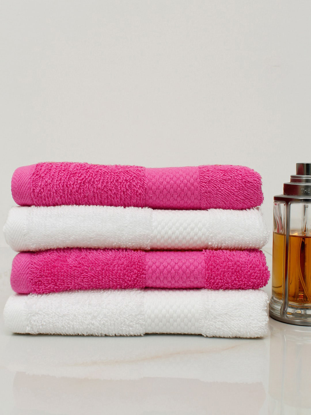 

AVI Living Set Of 4 Solid 500 GSM Cotton Bath Towels, White