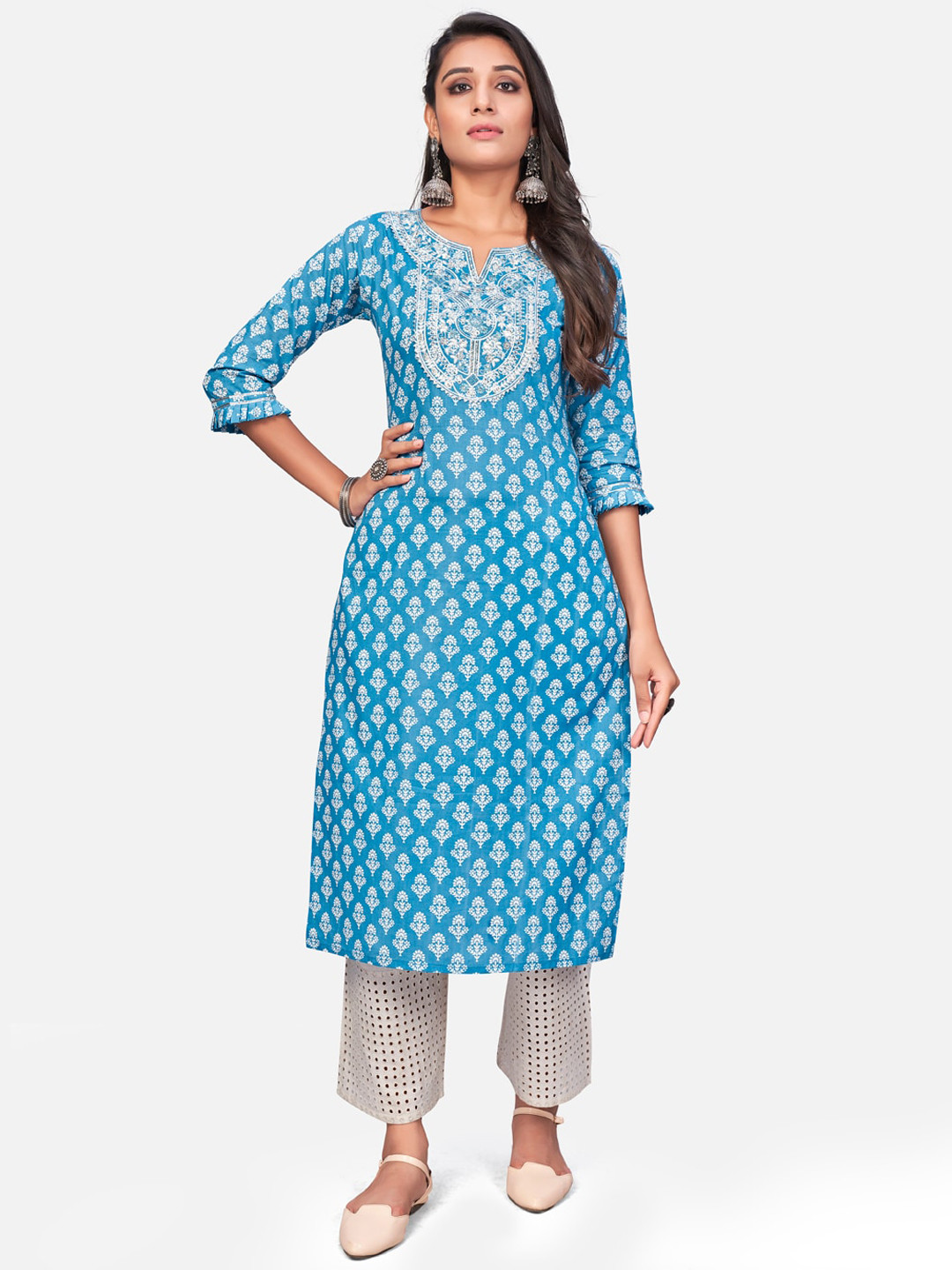 

Vbuyz Women Blue Ethnic Motifs Printed Kurta