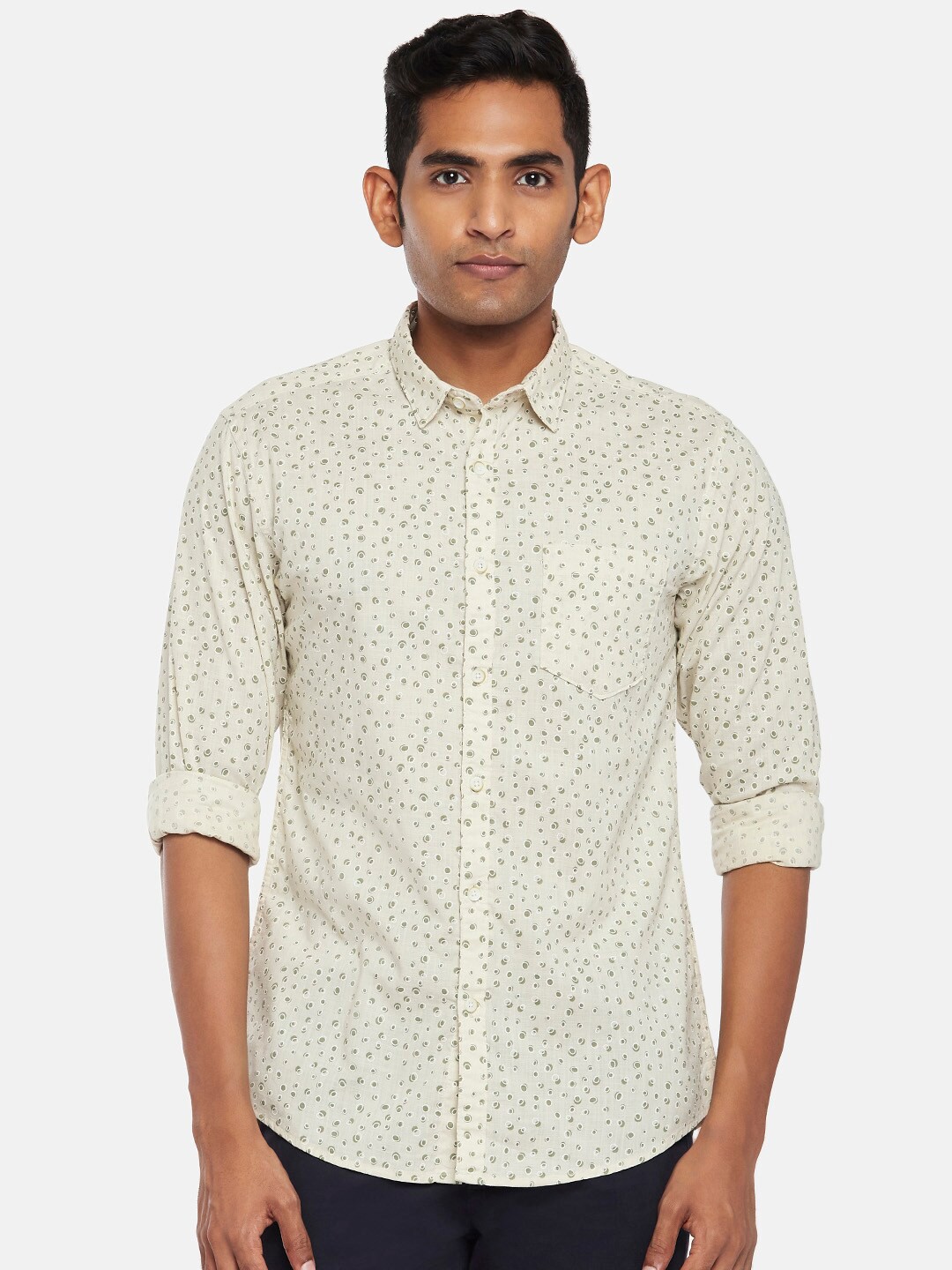 

BYFORD by Pantaloons Men Cream-Coloured Slim Fit Printed Casual Shirt