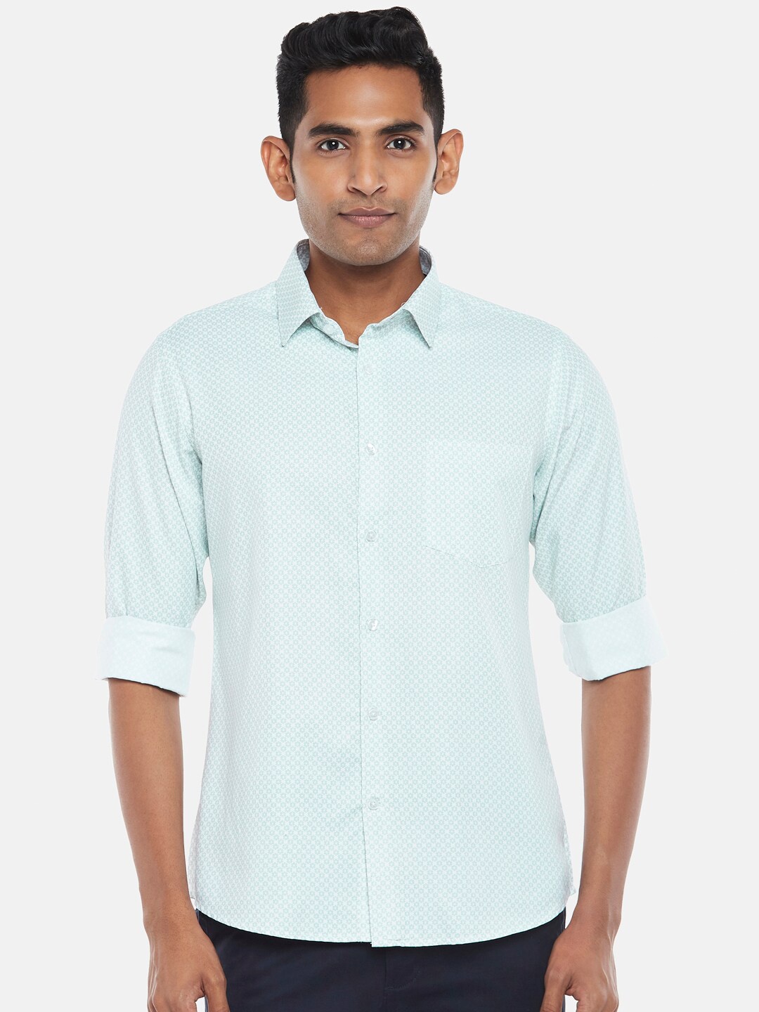 

BYFORD by Pantaloons Men Green Slim Fit Printed Casual Shirt