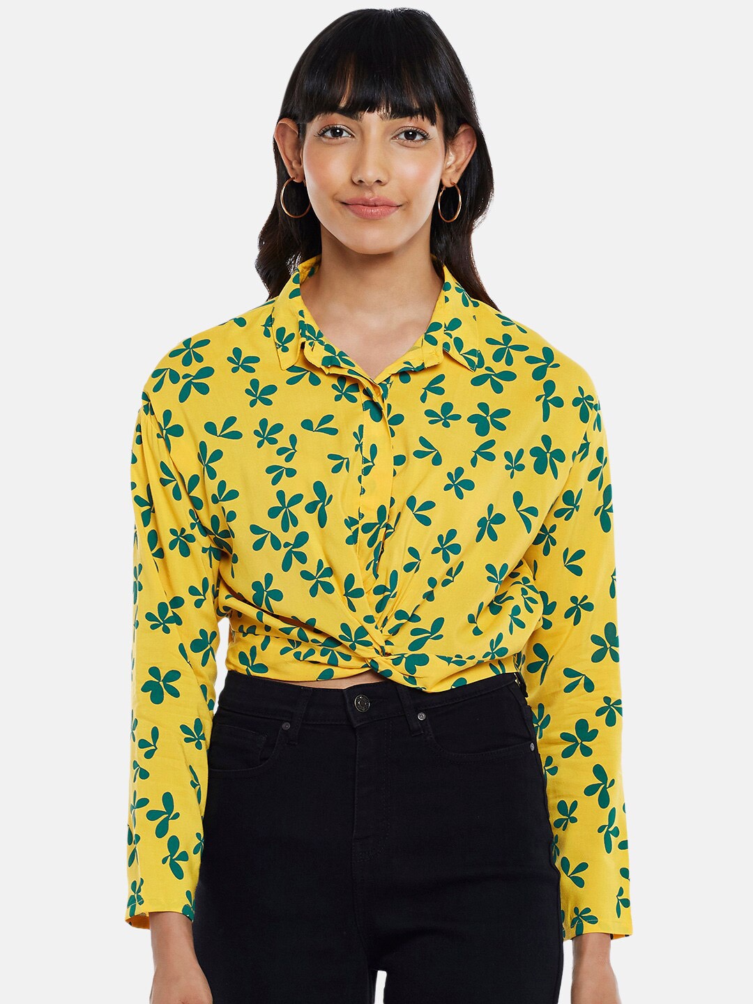 

People Mustard Yellow Floral Print Twisted Crop Top