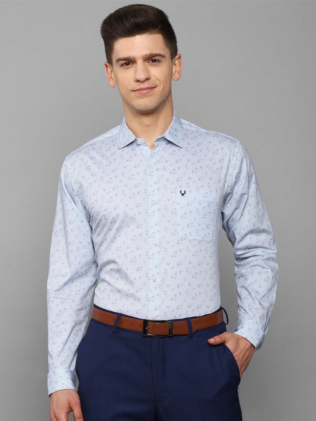 

Allen Solly Men Blue Floral Printed Slim Fit Shirt