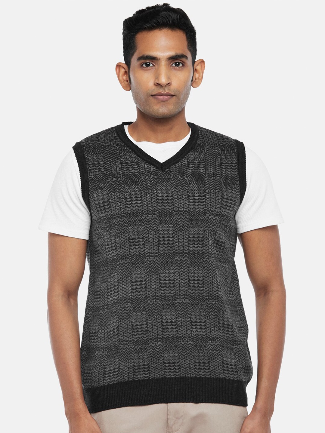 

BYFORD by Pantaloons Men Grey Self Design Sweater Vest