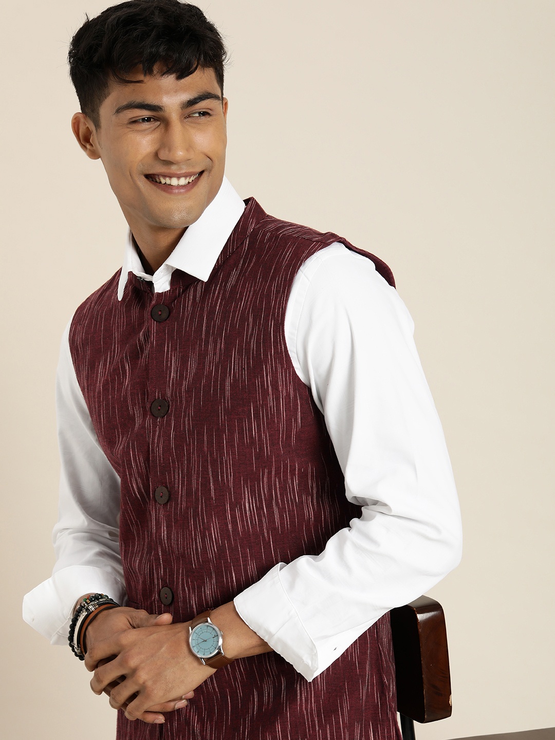 

Taavi Men Ikat Pure Cotton Mandarin Collar Nehru Jacket, Maroon