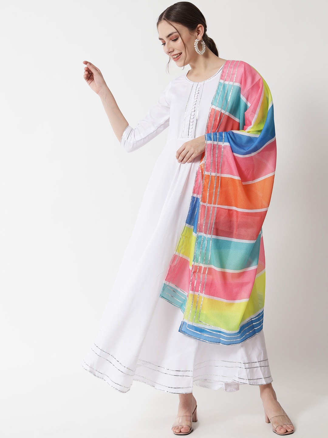 

VAANI CREATION Women White Printed Lace Frills Bows and Ruffles Dobby Anarkali Kurta