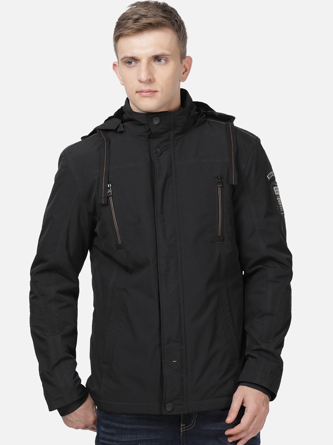 

t-base Men Black Windcheater Padded Jacket