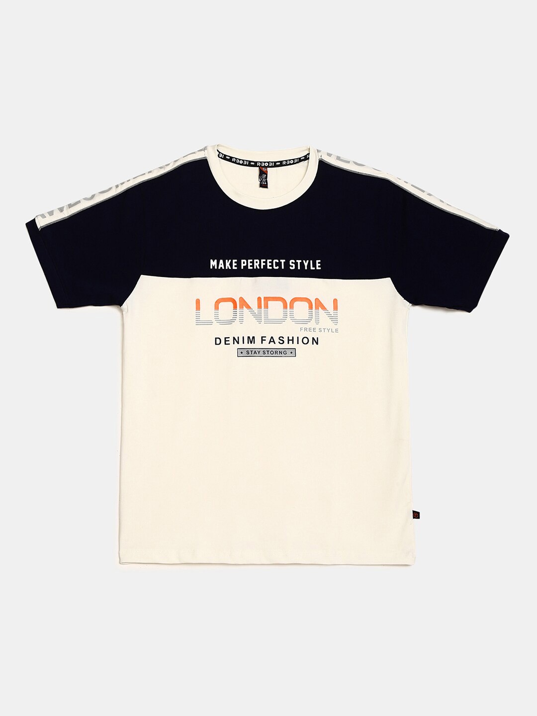 

V-Mart Boys Off White Colourblocked T-shirt