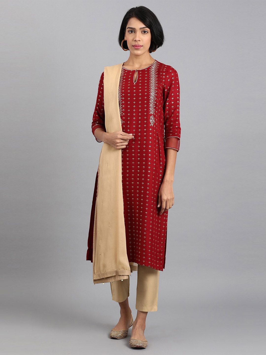 

W Women Beige & Gold-Toned Sequined Dupatta