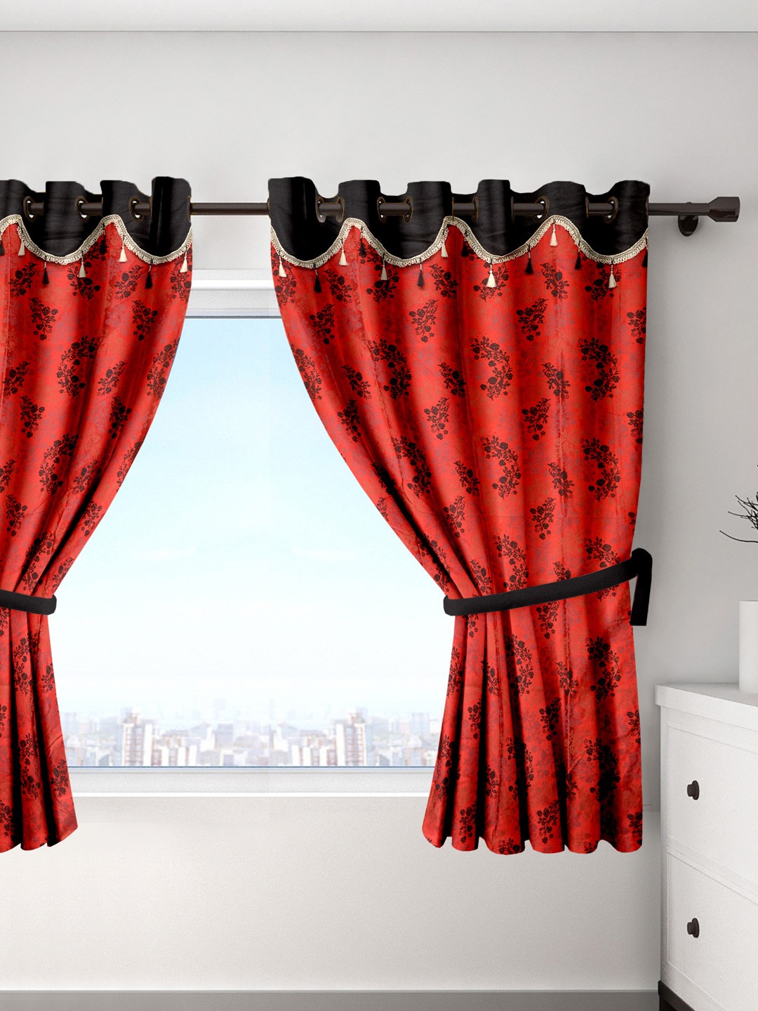 

Cortina Red Set of 2 Printed Window Curtains
