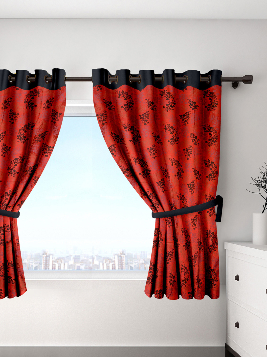 

Cortina Red Set of 2 Printed Window Curtains
