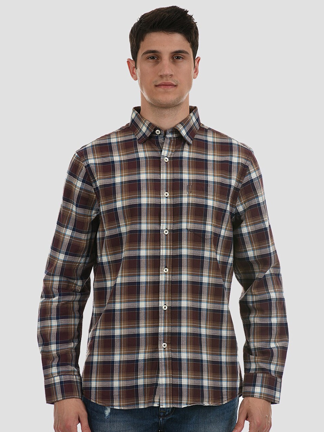 

LONDON FOG Men Brown Checked Casual Shirt