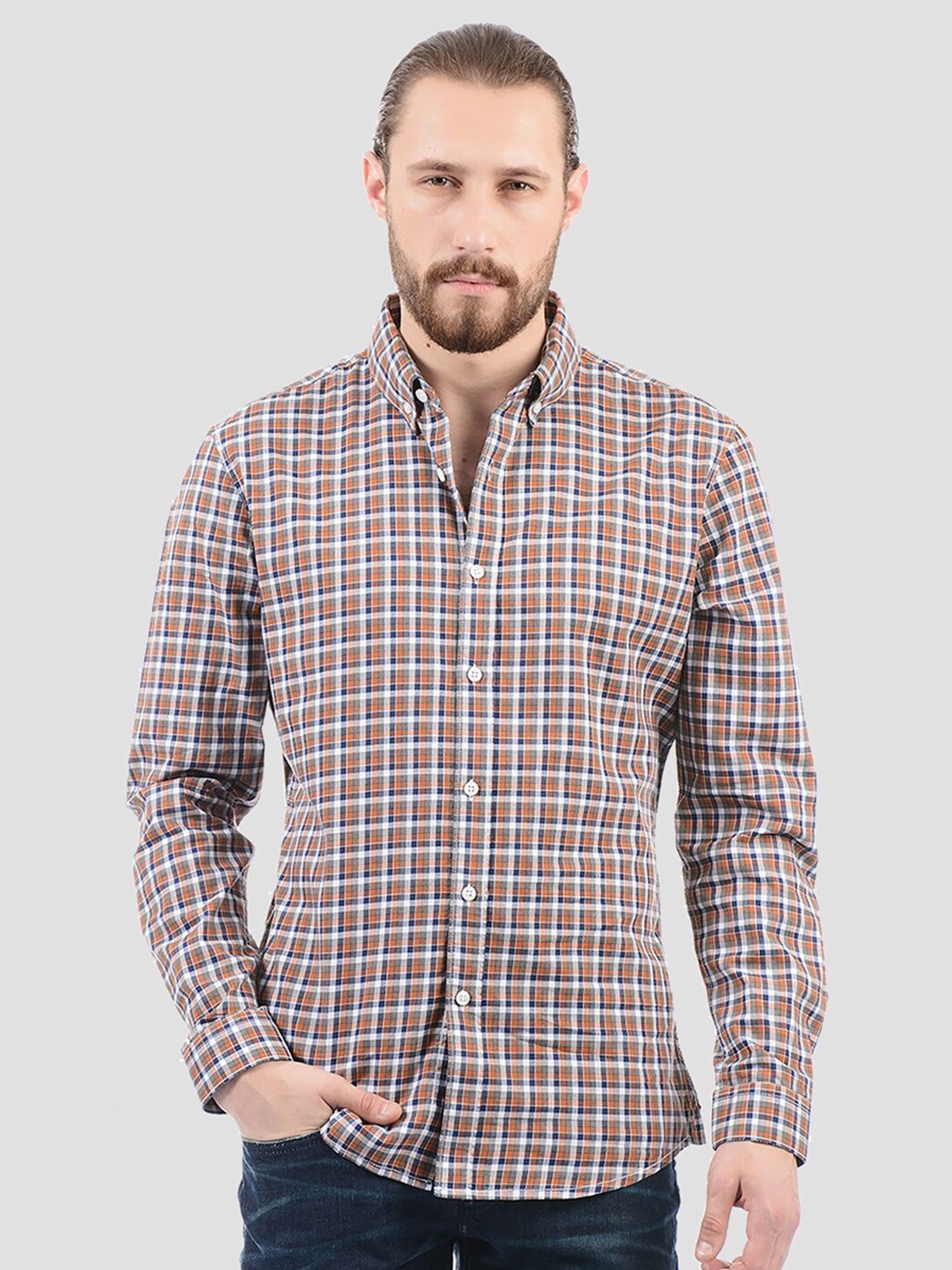 

LONDON FOG Men Brown Checked Casual Shirt