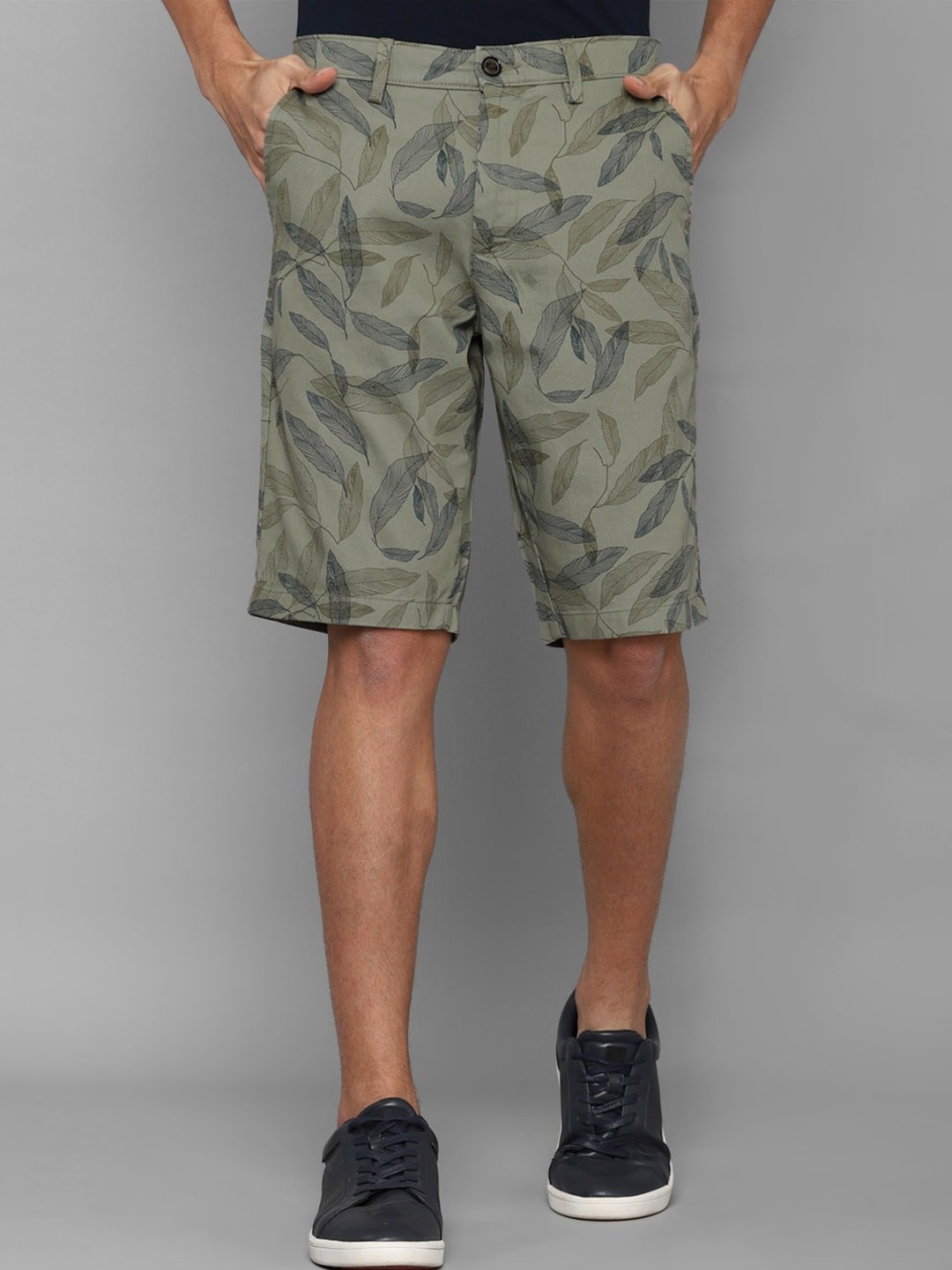 

Allen Solly Men Olive Green Camouflage Printed Slim Fit Cargo Shorts