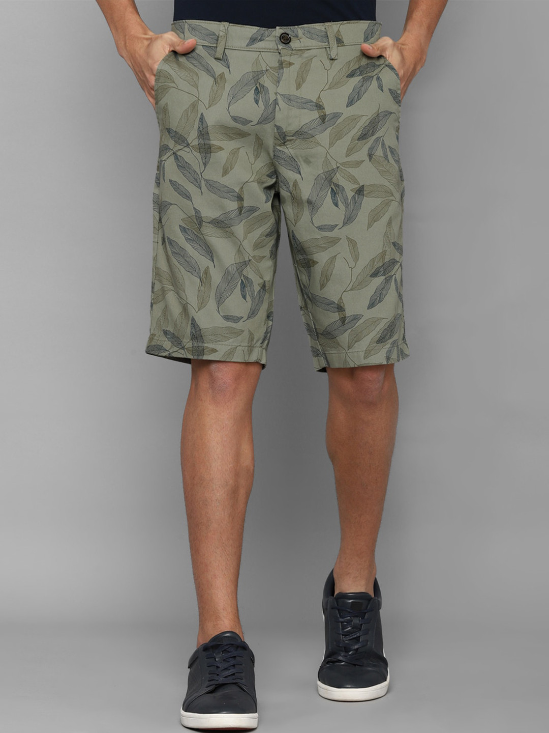 

Allen Solly Men Olive Green Camouflage Printed Slim Fit Cargo Shorts