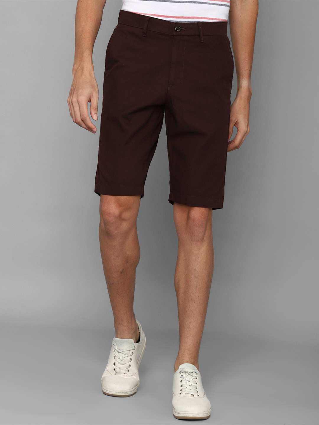 

Allen Solly Men Brown Slim Fit Cotton Shorts