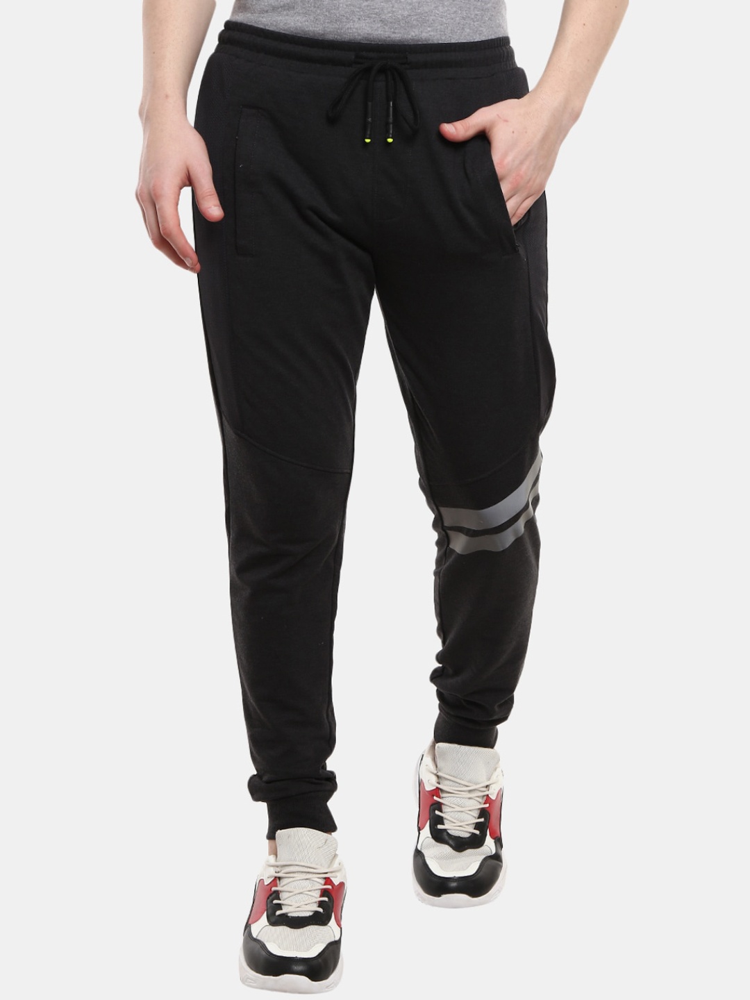 

V-Mart Men Charcoal Grey Solid Cotton Track Pant