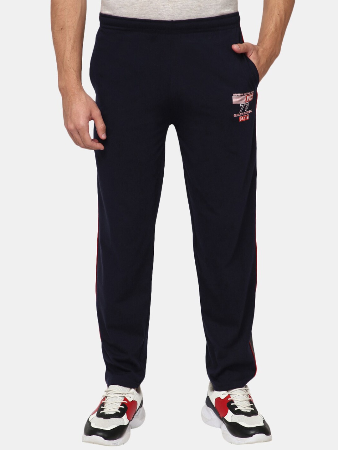 

V-Mart Men Navy Blue Solid Cotton Track Pant