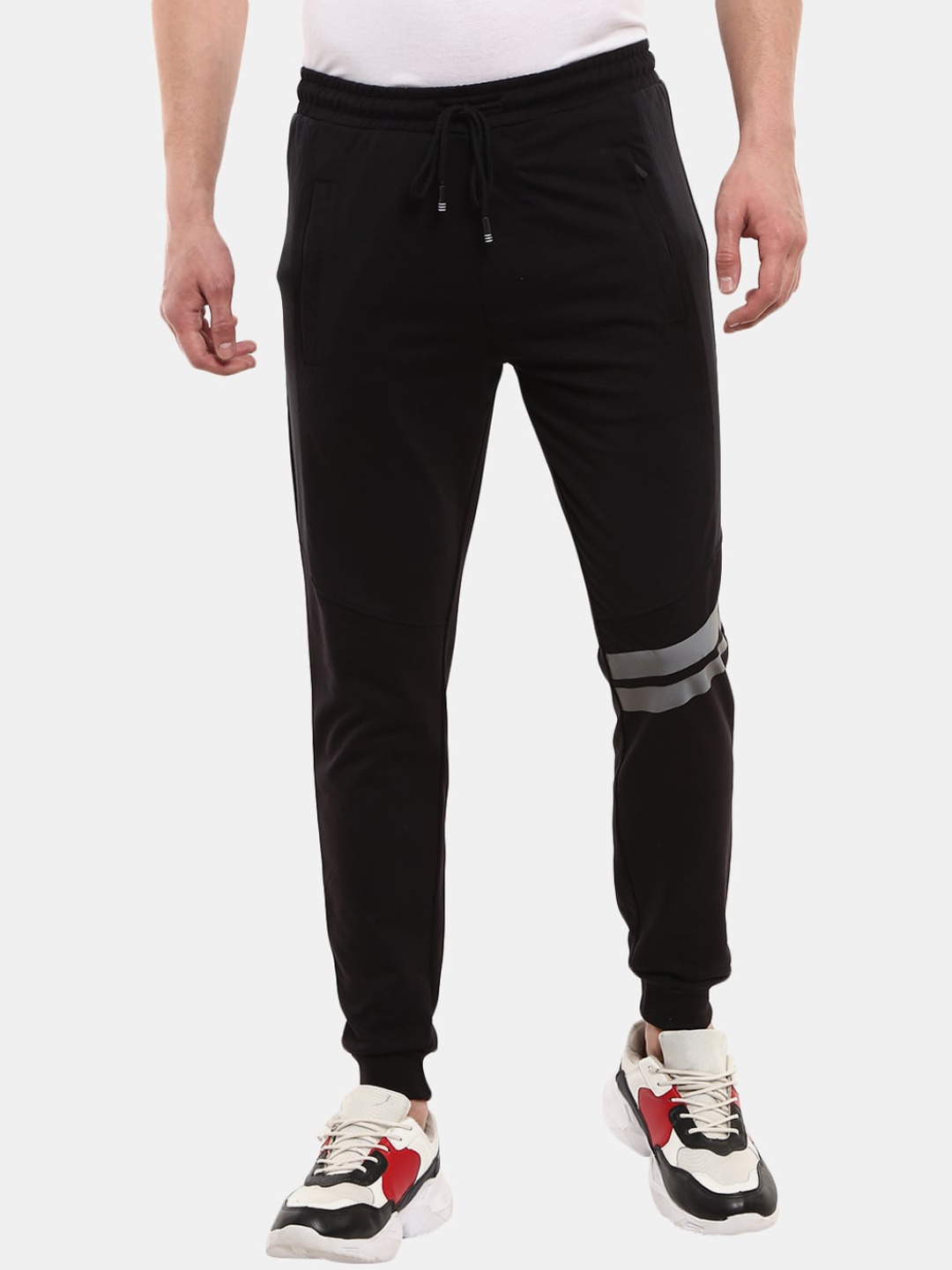 

V-Mart Men Black Single Printed Track Pants