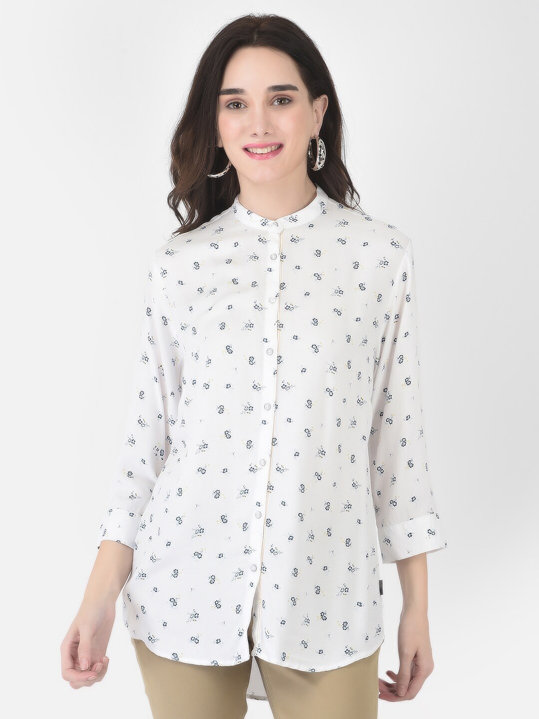 

Crimsoune Club Women White Straight Floral Printed Casual Shirt