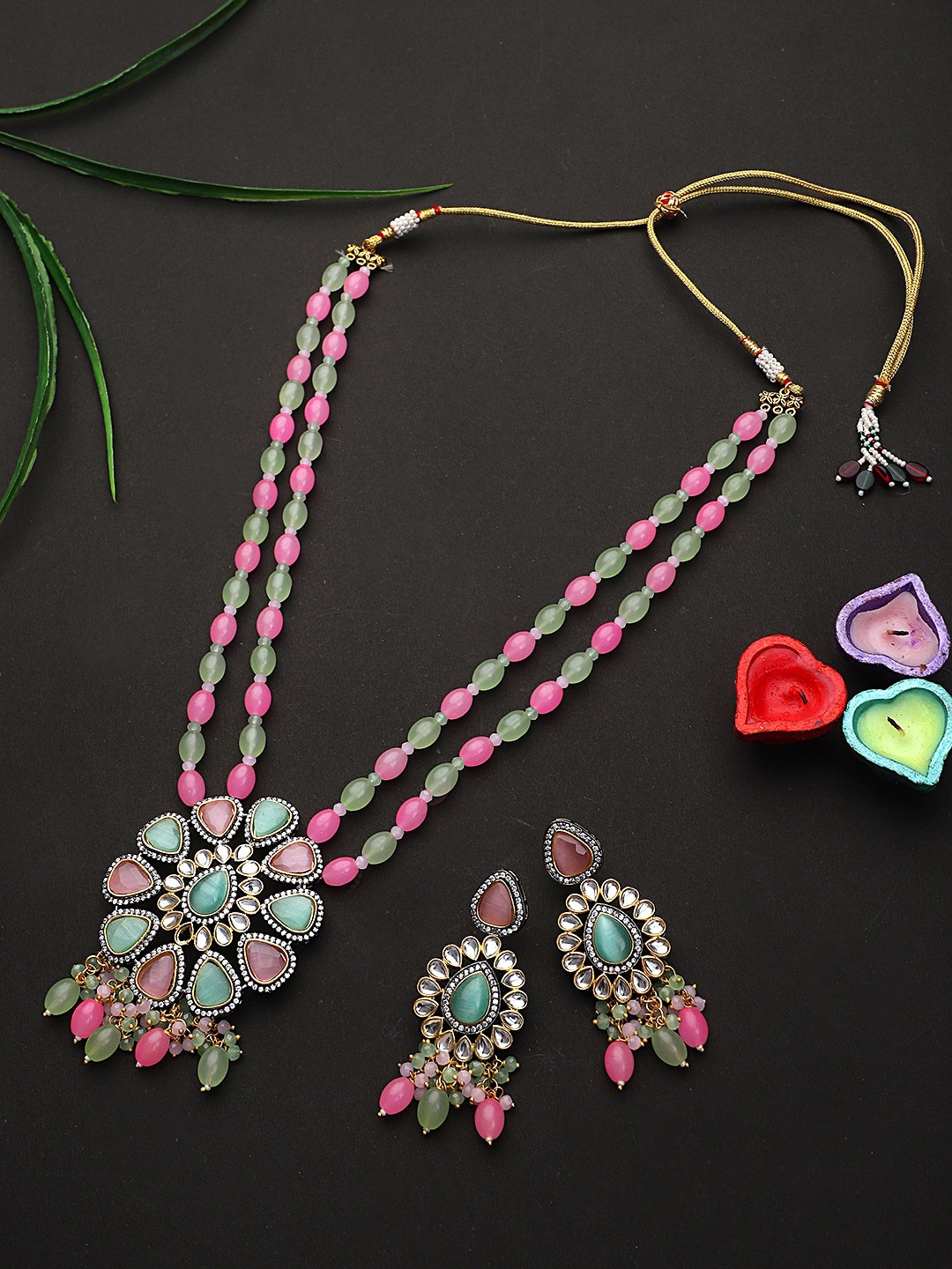 

STEORRA JEWELS Gold-Plated Multicolour Kundan Studded Jewellery Set
