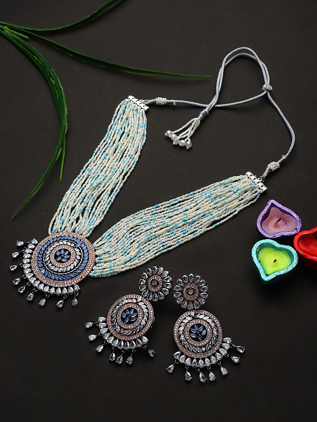 

STEORRA JEWELS Gold-Plated Blue Stone-Studded & Beaded Jewellery Set