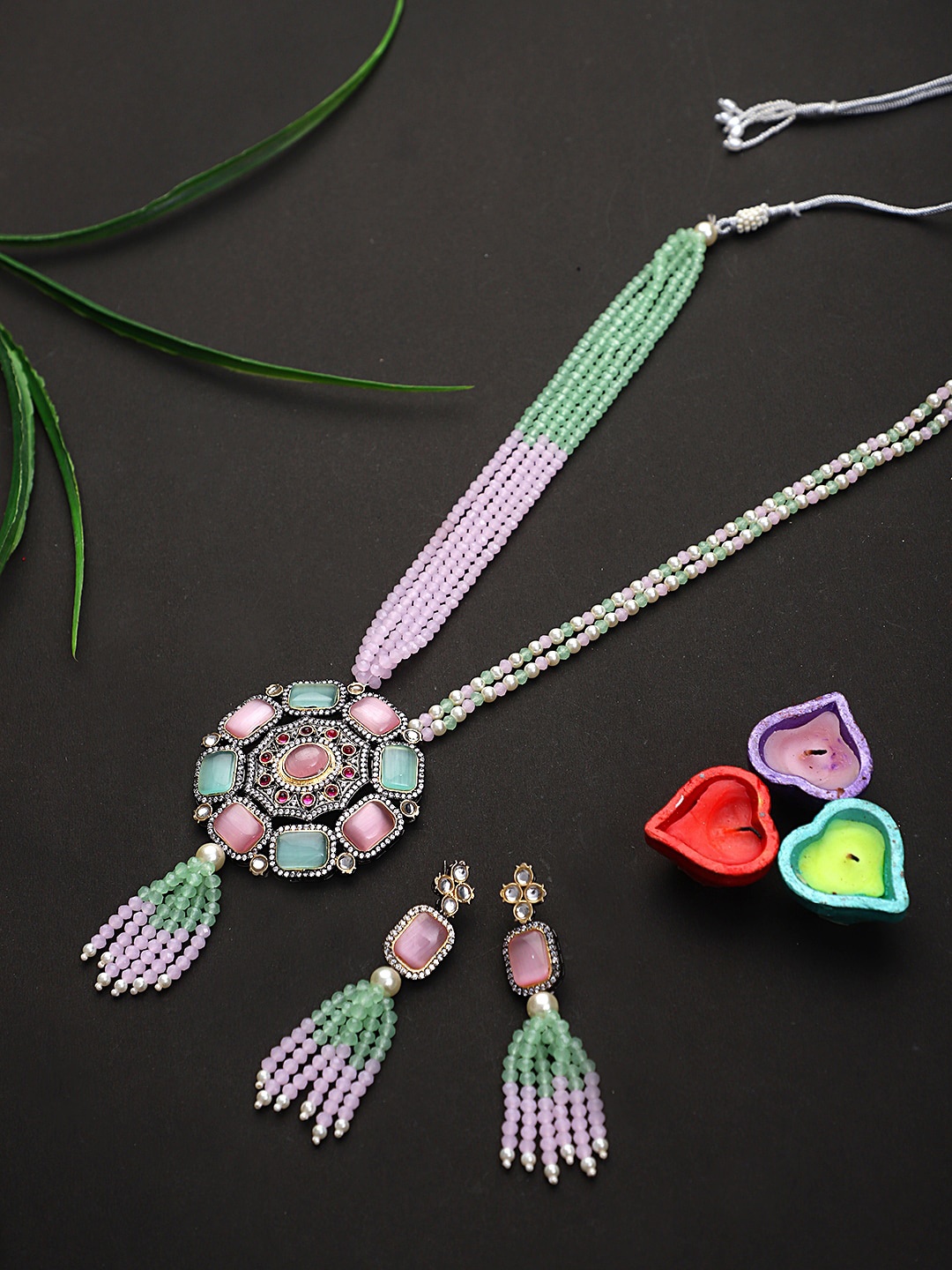 

STEORRA JEWELS Gold-Plated Green & Pink Kundan-Studded & Crystal Beaded Jewellery Set