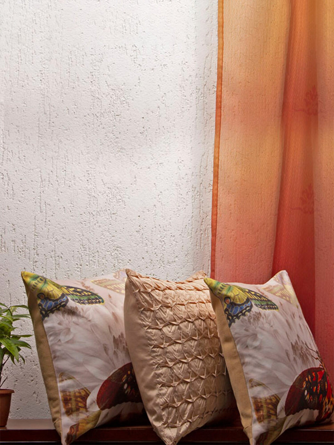 

ZEBA Brown & Green Set of 3 Square Cushion Covers