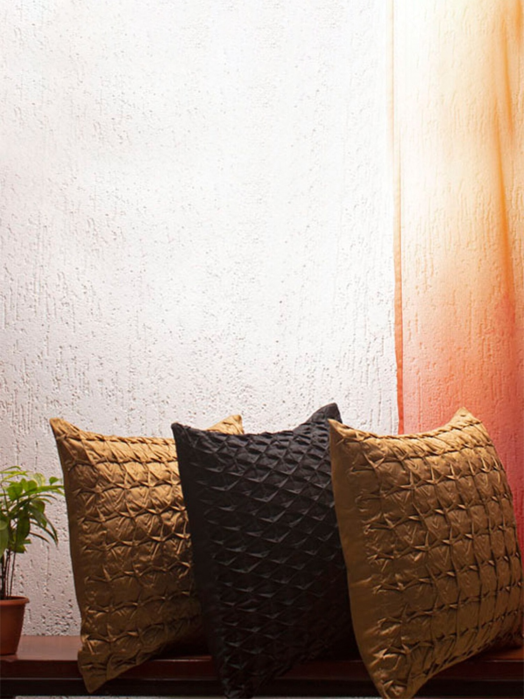 

ZEBA Gold-Toned & Black Set of 3 Box Pleated Square Cushion Covers