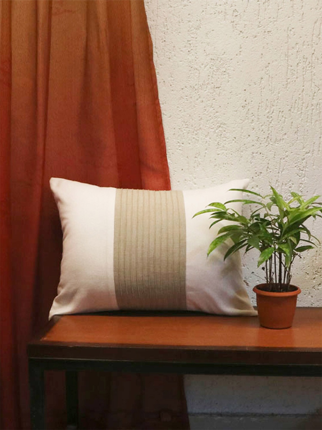 

ZEBA White & Beige Striped Rectangle Cushion Covers