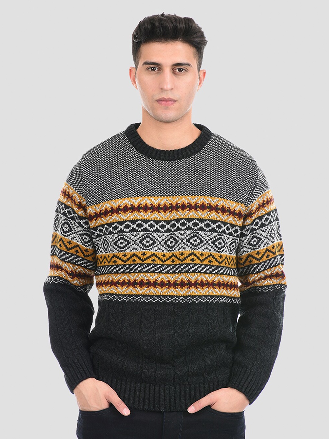 

LONDON FOG Men Charcoal & Mustard Embroidered Pullover