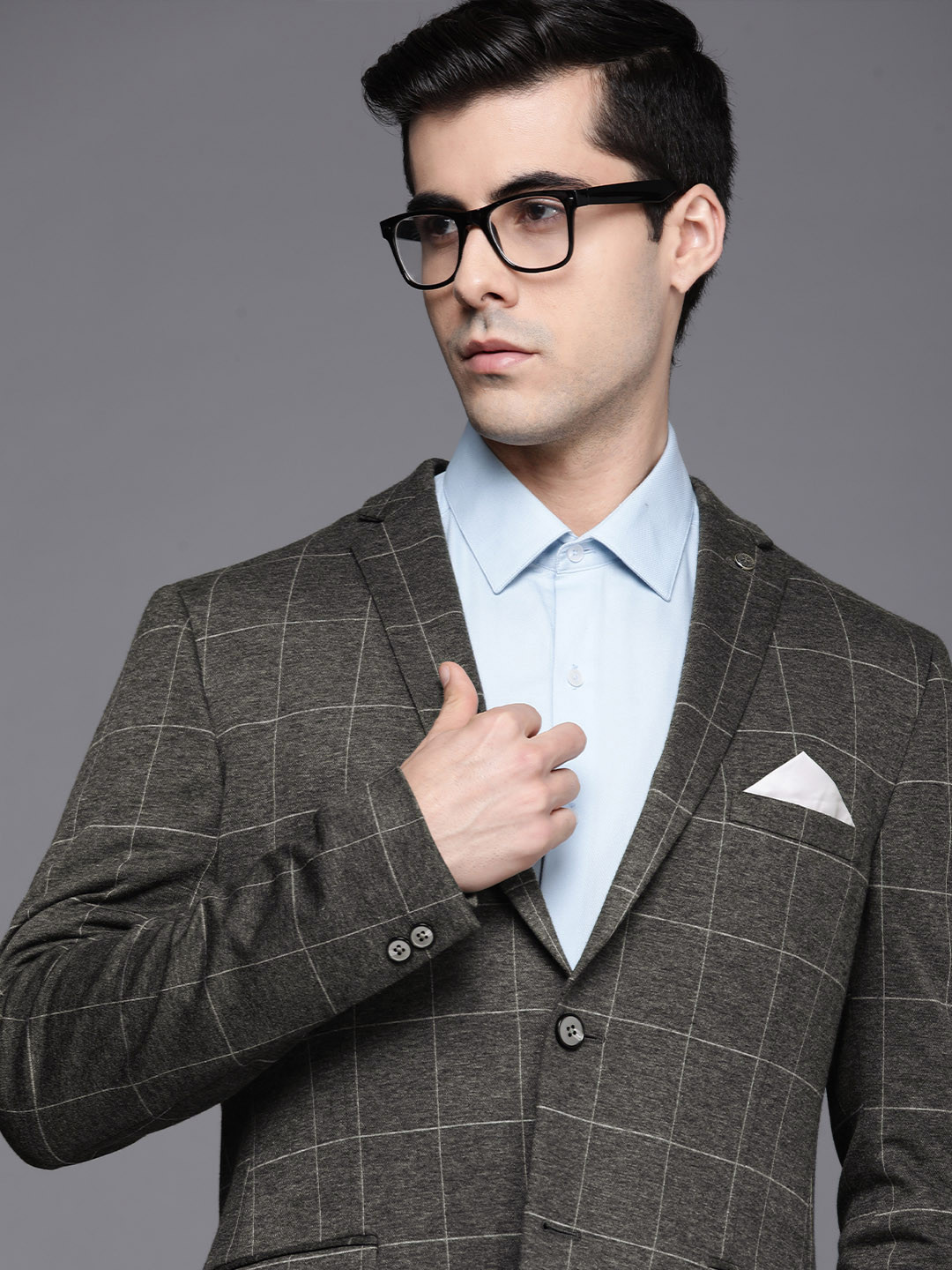 

Theme Men Charcoal Grey Checked Blazer