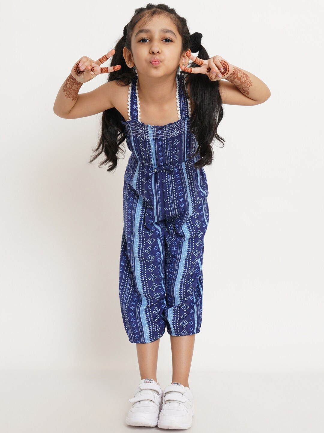 

Creative Kids Girls Blue & White Printed Basic Jumpsuit