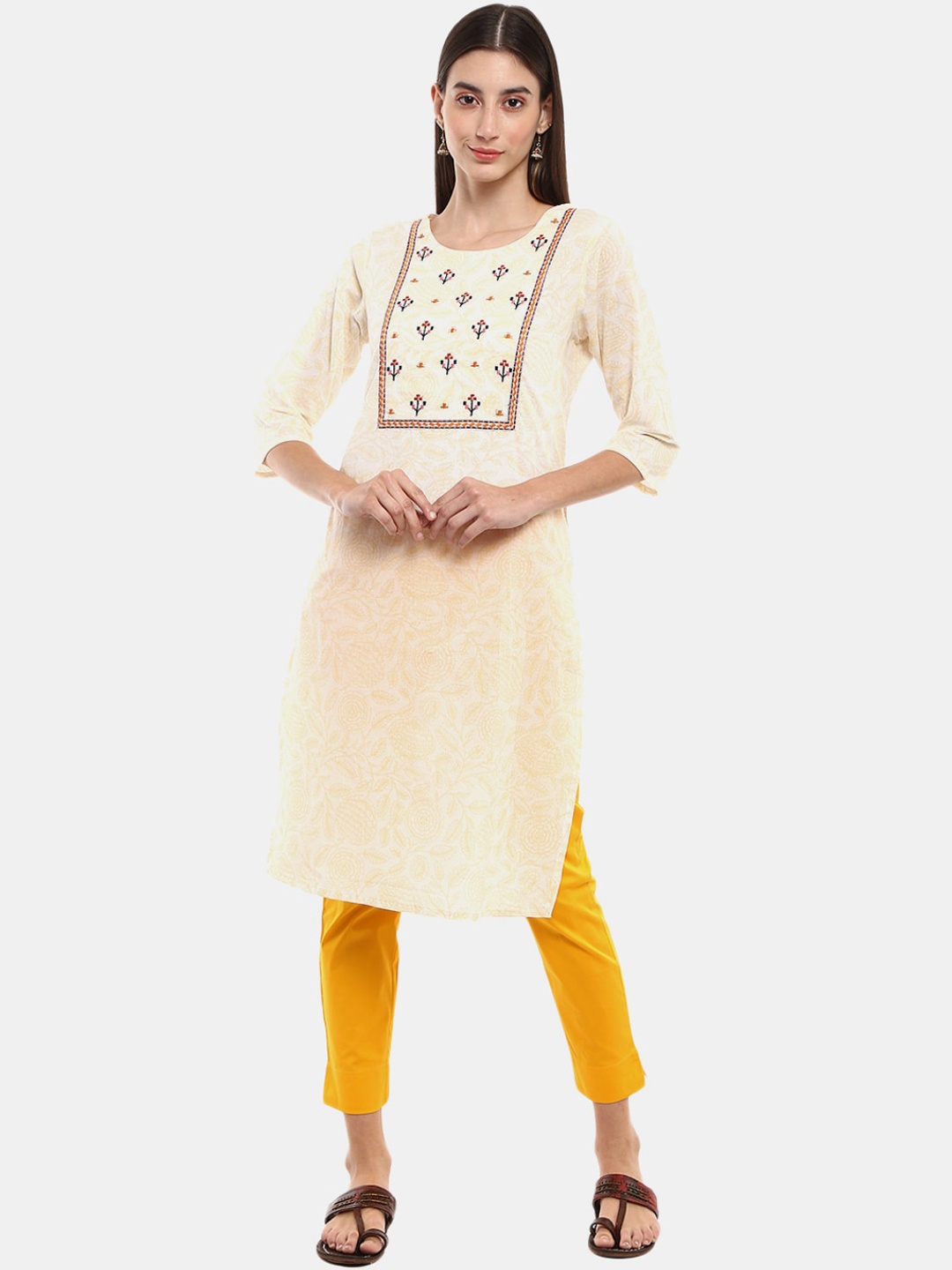 

Desi Mix Women Off White Embroided Round neck Kurta