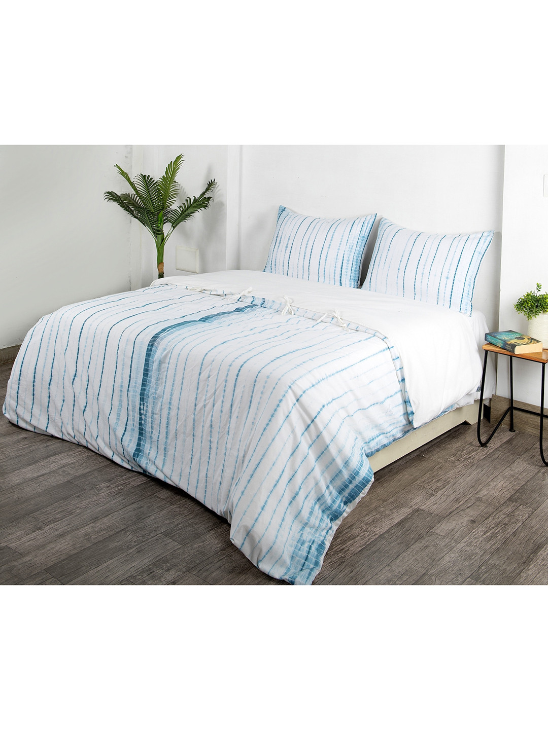 

HANDICRAFT PALACE White & Grey Tie & Dyed Shibori Cotton Double Bed Duvet Cover With 2 Pillow Covers