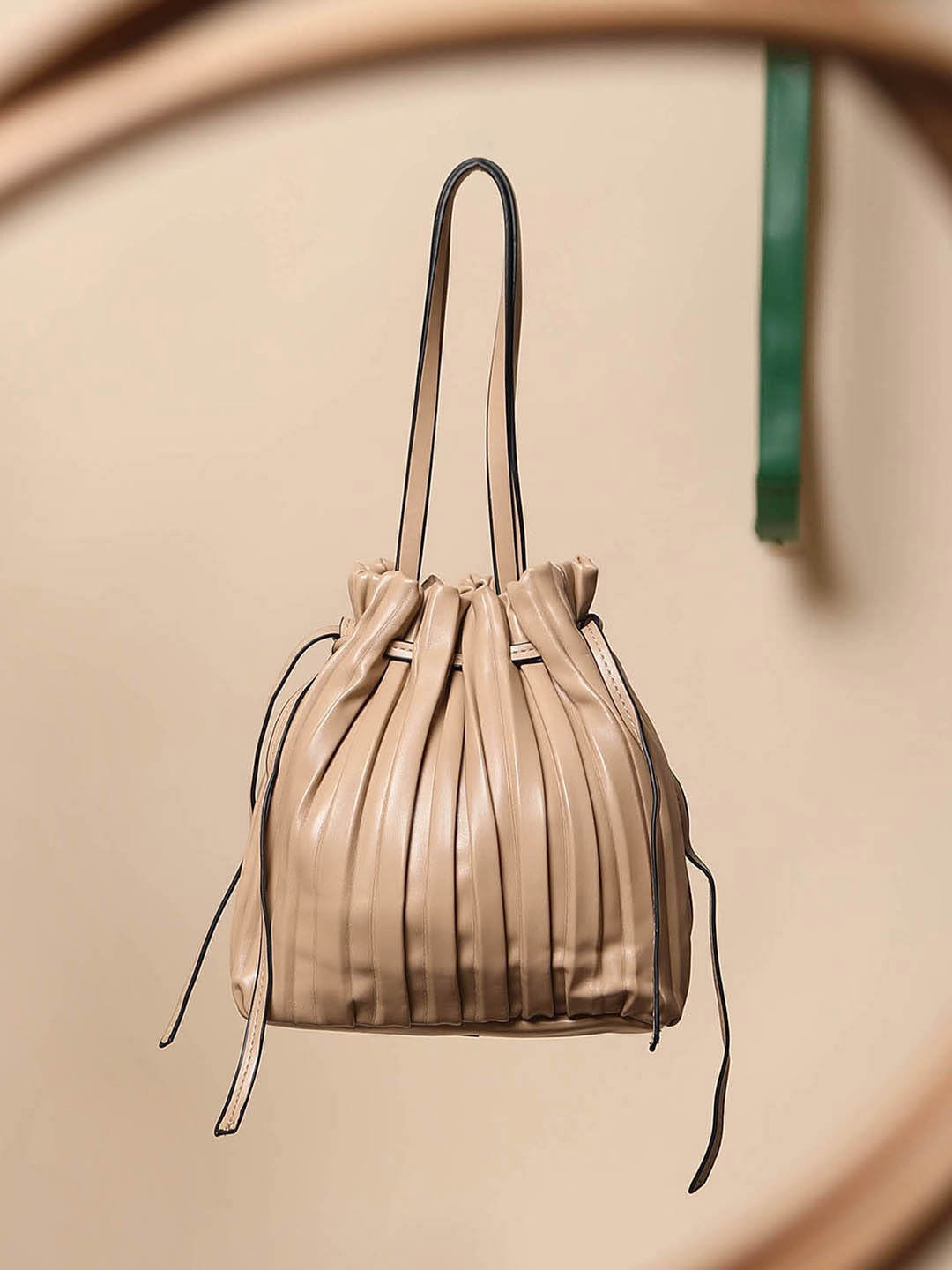 

HAUTE SAUCE by Campus Sutra Beige Bucket Shoulder Bag