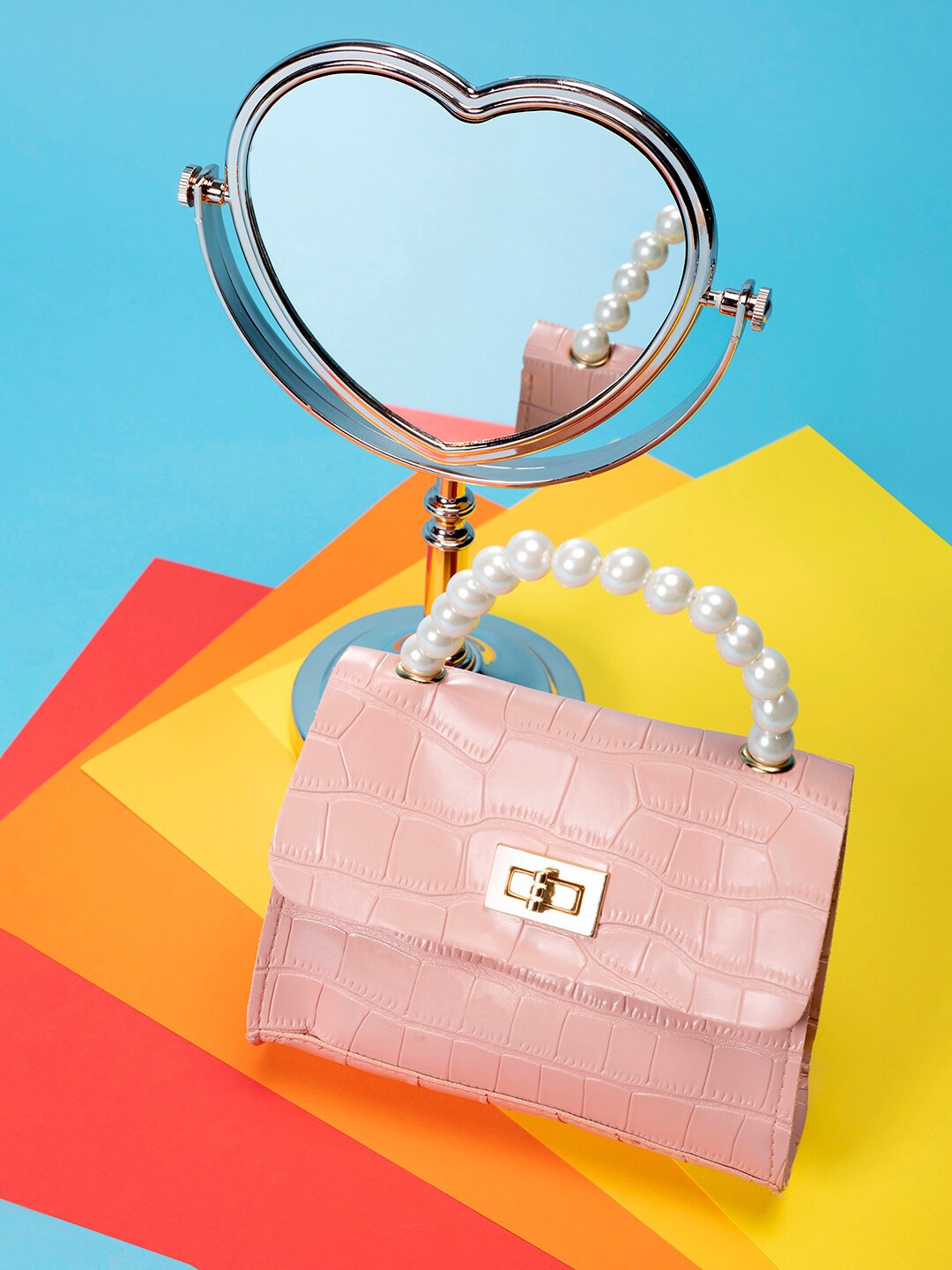 

HAUTE SAUCE by Campus Sutra Pink PU Structured Satchel with Quilted