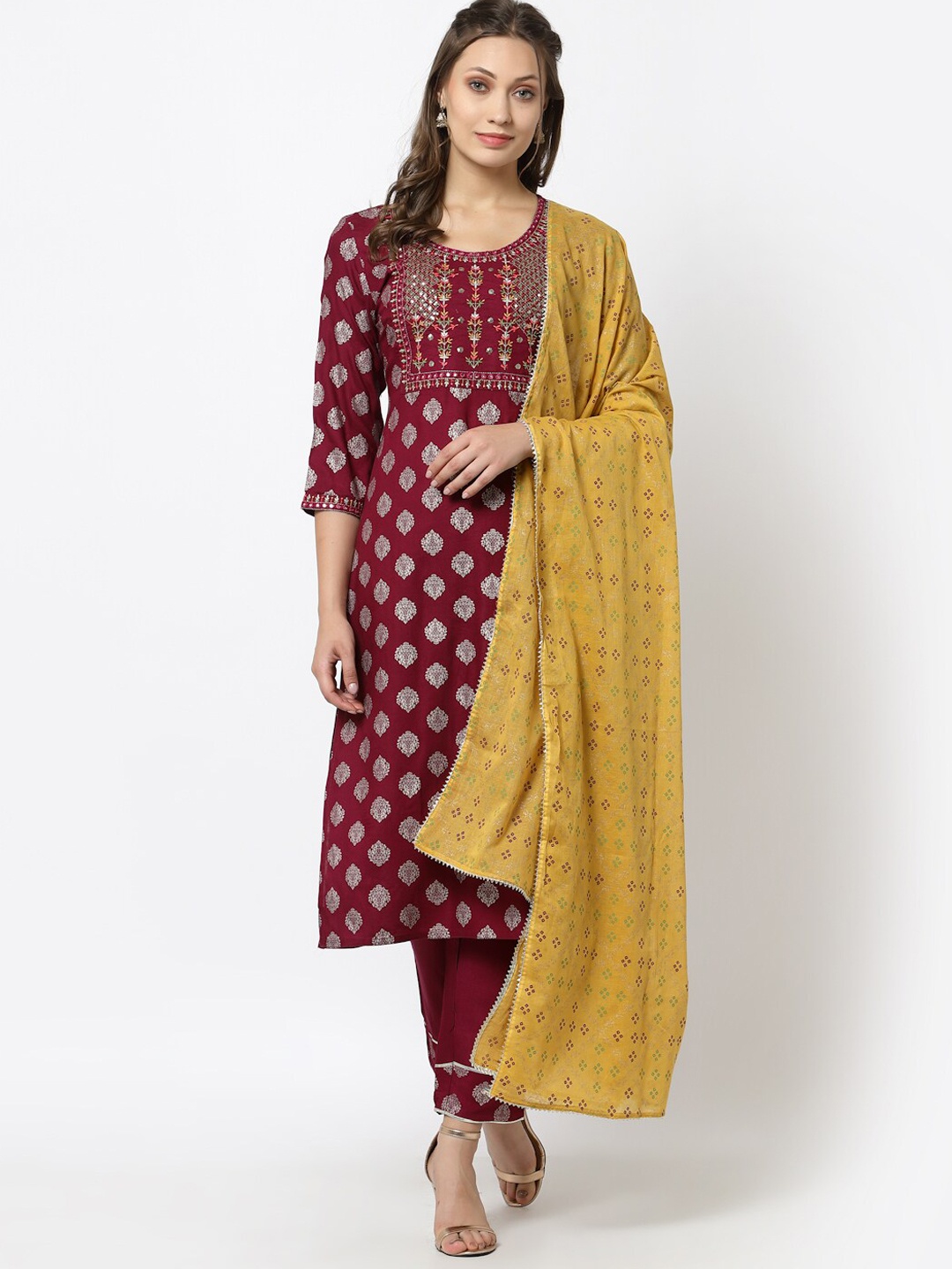 

YELLOW CLOUD Women Mauve Printed Embroidered Straight Kurta Pant Mulmul Dupatta Set