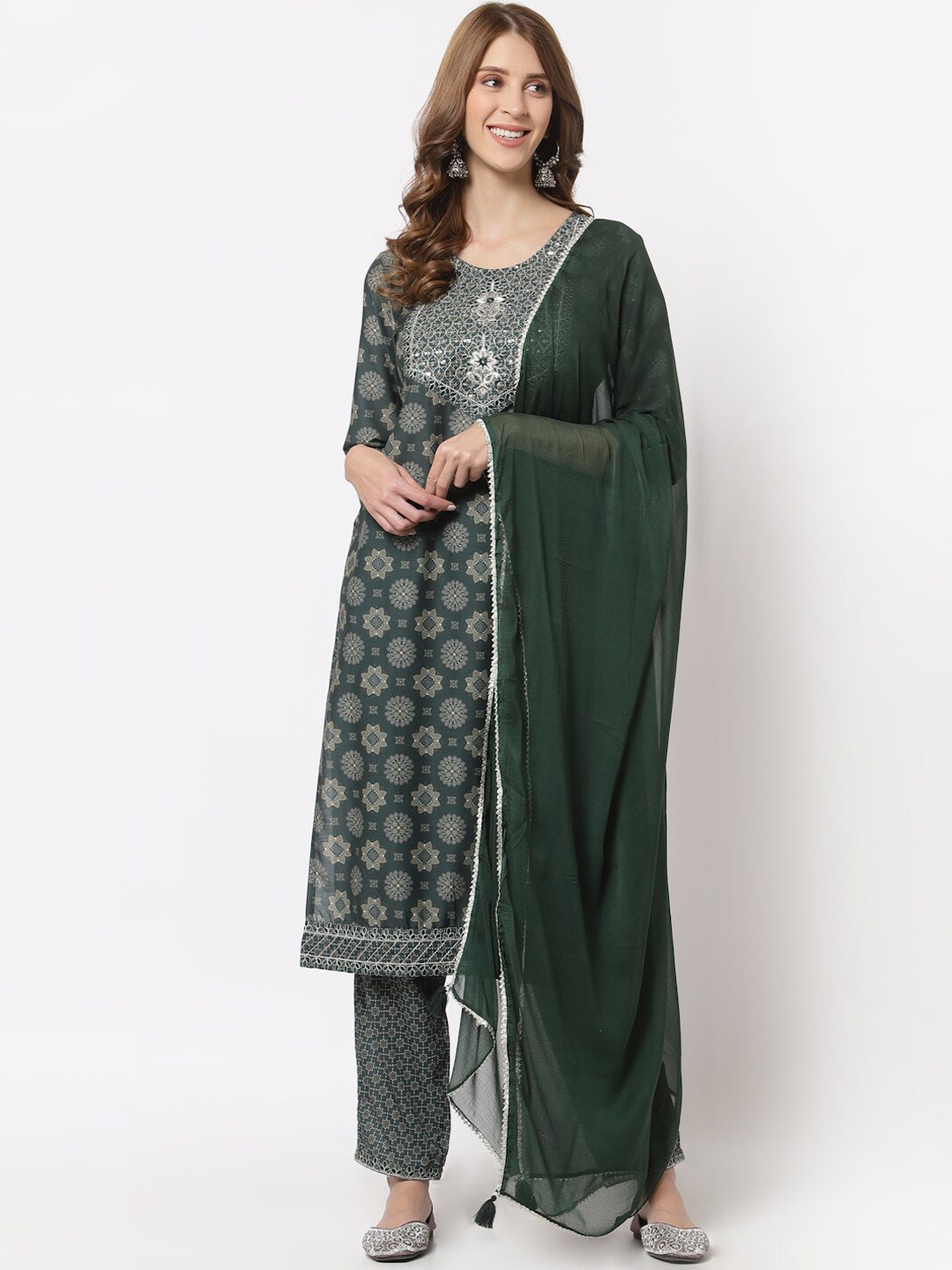 

YELLOW CLOUD Women Green Ethnic Motifs Printed Kurta with Trousers & With Dupatta