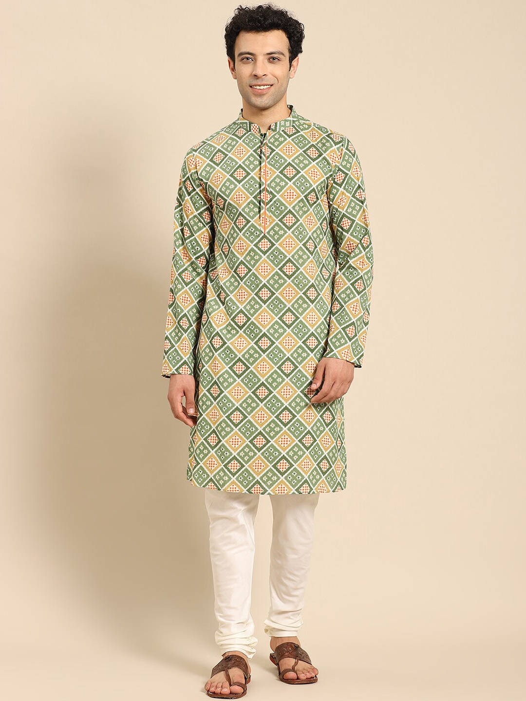 

Amodh by Kisah Men Green & White Geometric Checked Kurta