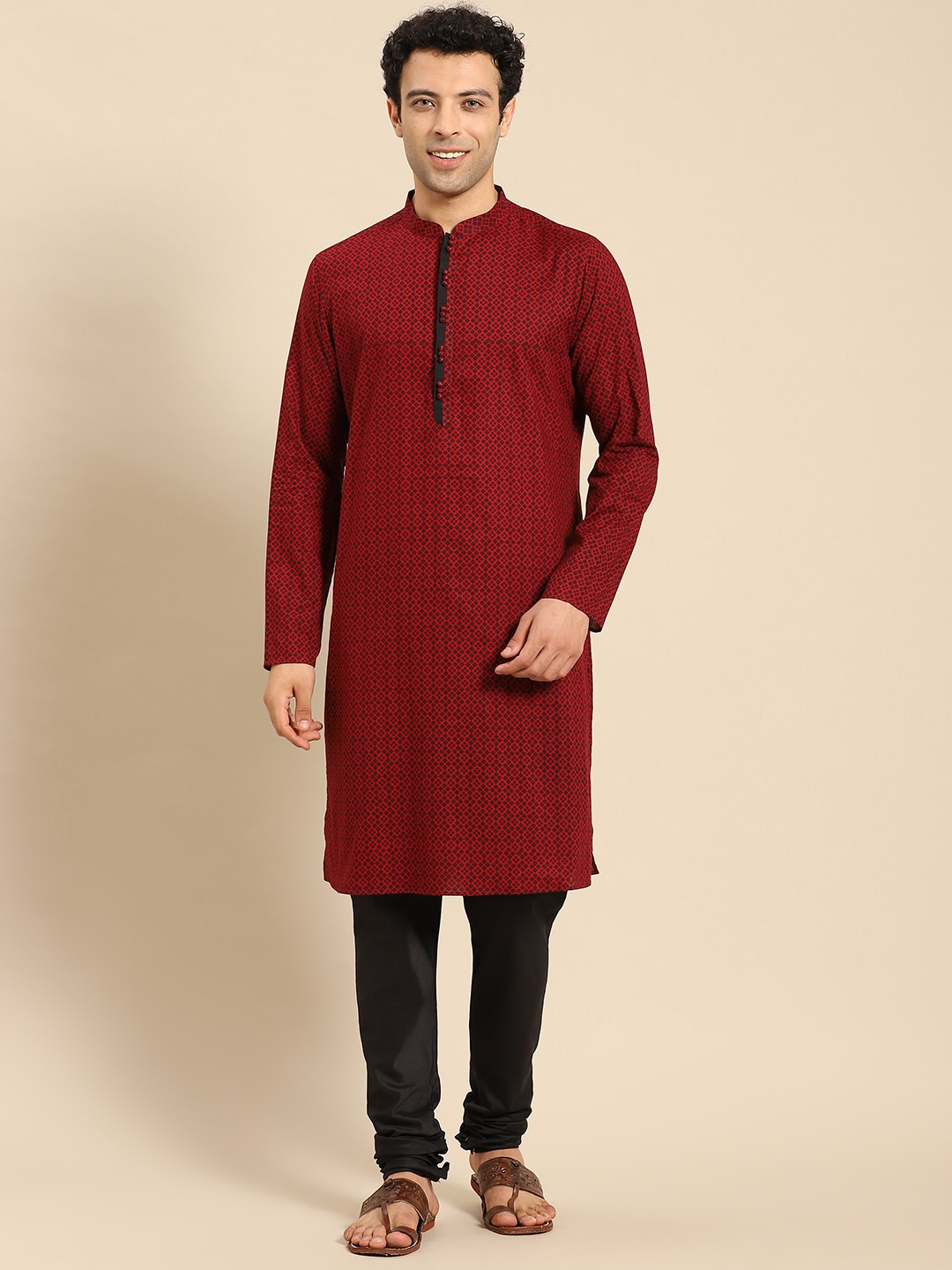 

Amodh by Kisah Men Maroon Thread Work Dobby Kurta