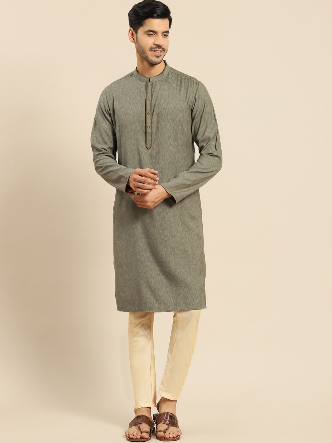 

Amodh by Kisah Men Olive Green Jacquard Kurta
