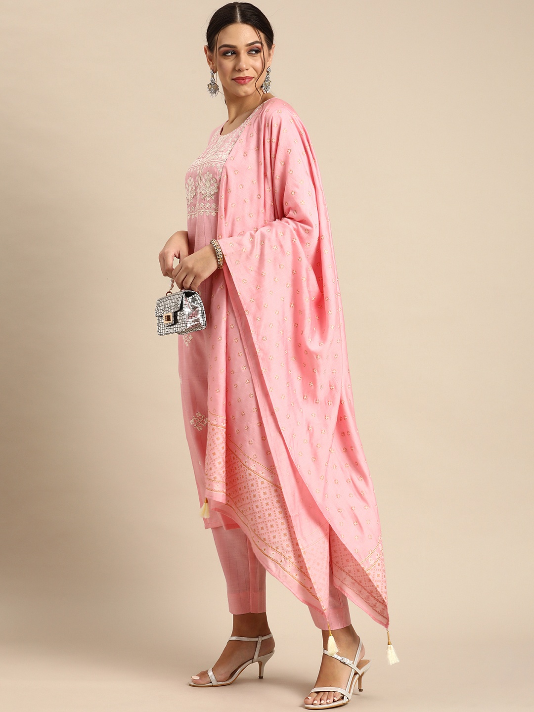 

Anouk Pink Ethnic & White Motifs Embroidered & Striped Straight Kurta Trousers Dupatta