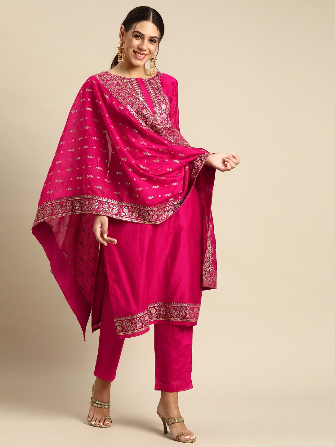 

Anouk Fuchsia Pink & Gold Ethnic Yoke Embroidered Zari Straight Kurta Trousers Dupatta