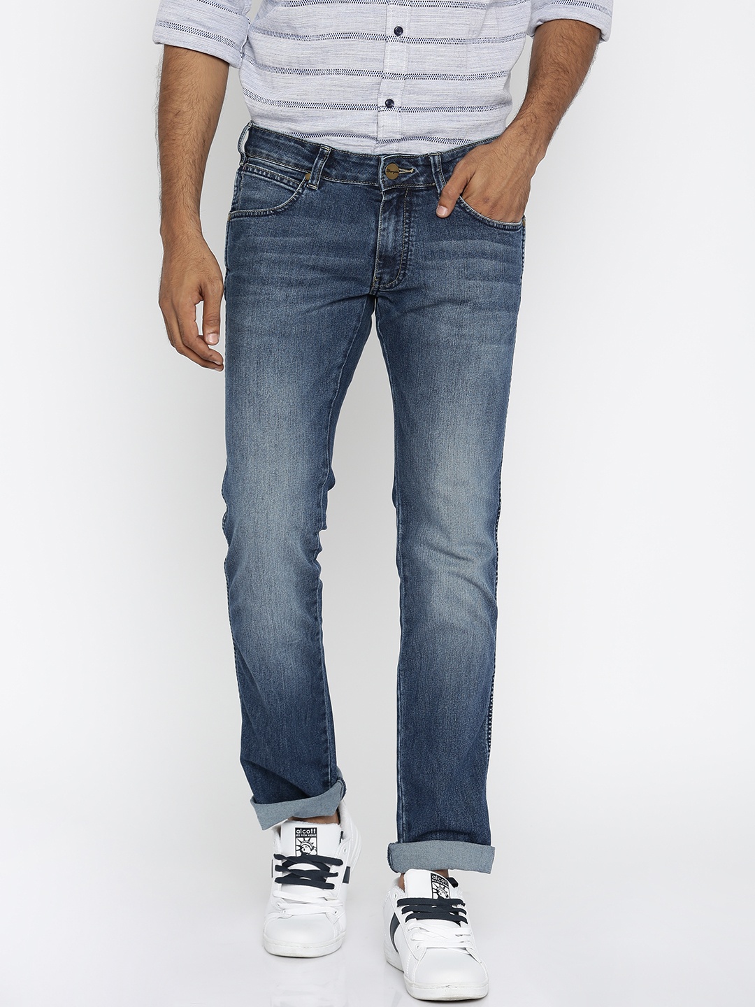 

Wrangler Men Blue Slim Fit Low-Rise Stretchable Jeans