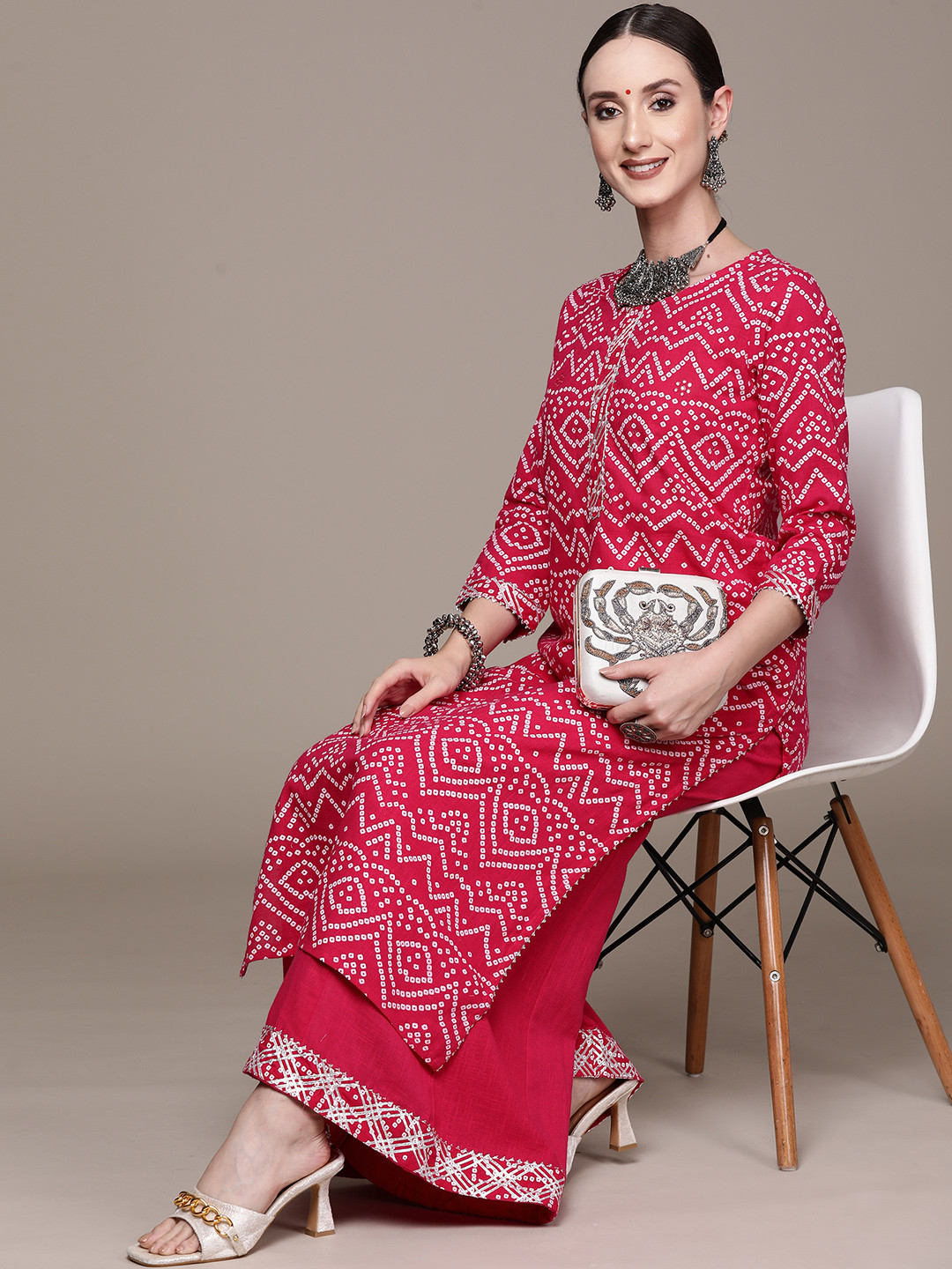 

Ishin Women Pink Bandhani Printed Gotta Patti Pure Cotton Kurta with Palazzos