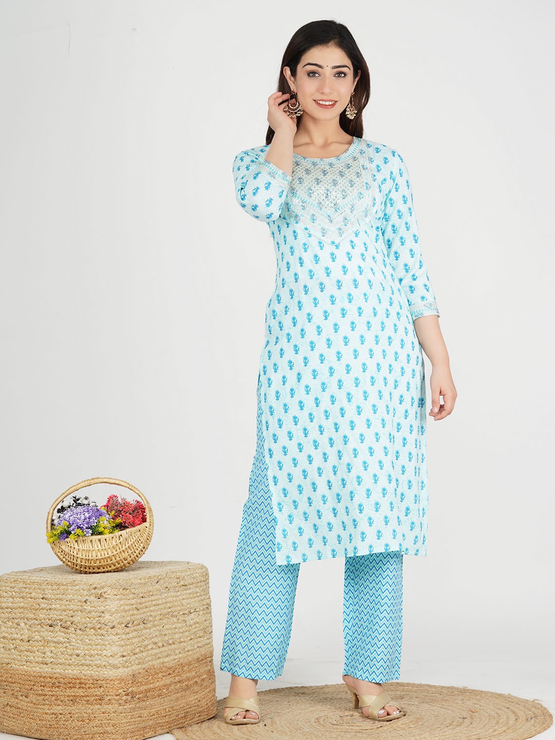 

JAIPURI COLLECTION Women Blue Printed Sequinned Kurta with Trousers